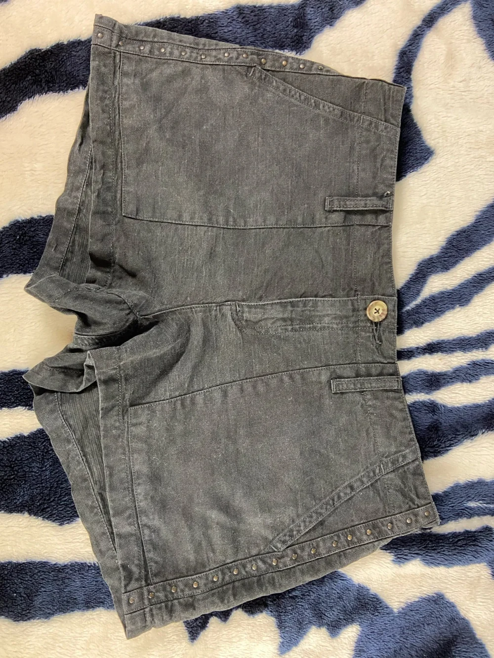 Joie Wilma Black Faded Linen Blend Studded Side Trim Shorts Sz 4 [CH]